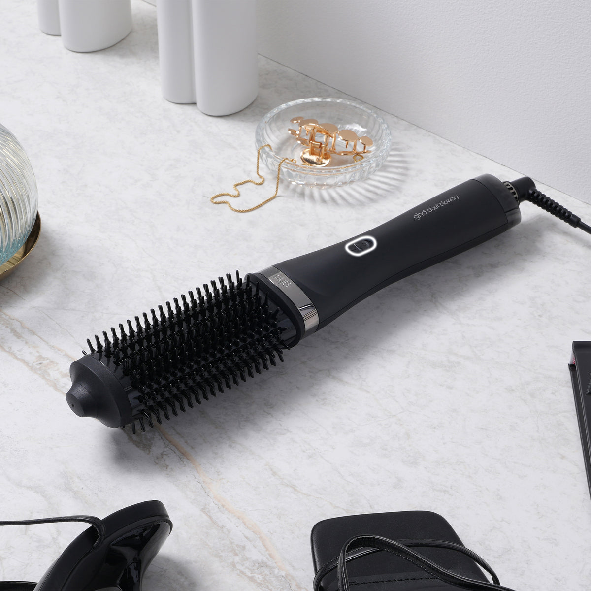 GHD Duet Blow Dry Hair Dryer Brush in Black